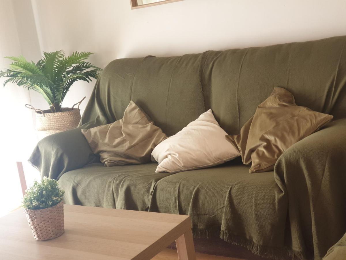Apartamento En Cuevas Del Becerro Екстер'єр фото