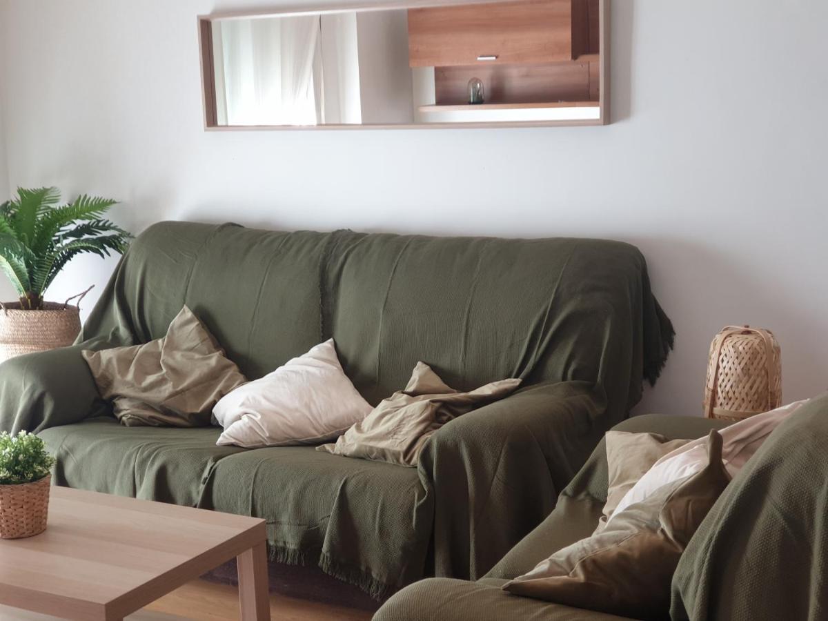 Apartamento En Cuevas Del Becerro Екстер'єр фото