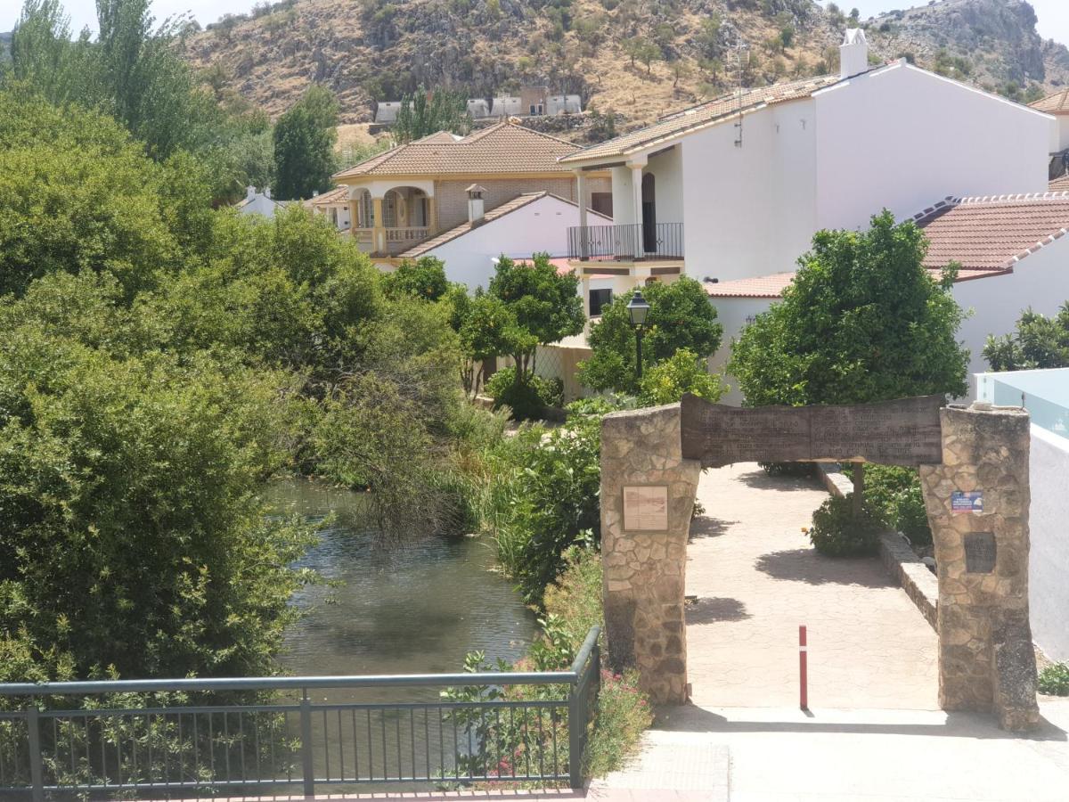 Apartamento En Cuevas Del Becerro Екстер'єр фото